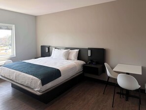 Phòng Tiêu chuẩn, 1 giường cỡ king, không hút thuốc | Bộ đồ giường cao cấp, bàn ủi/dụng cụ ủi quần áo 