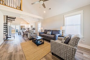 TV - Outer Banks Golf Group Cottage (Powells Point)