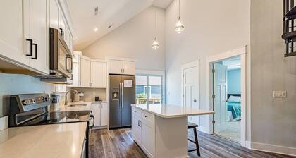 New Outer Banks Golf Cottage