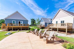 Terrace/patio - New Outer Banks Golf Cottage (Powells Point)