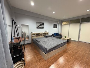 1 Schlafzimmer, Schreibtisch, WLAN