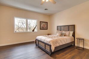 6 habitaciones, escritorio, internet y ropa de cama 