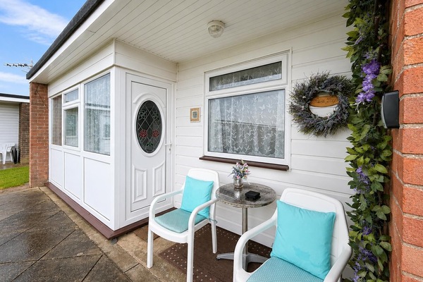 Comfortable 4-berth accommodation, beautifully decorated and furnished throughout.
