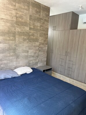 2 Schlafzimmer, Bügeleisen/Bügelbrett, WLAN