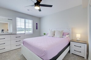 3 bedrooms, free WiFi, bed sheets