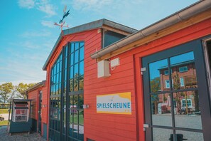 Exterior detail - Vacation apartment Himmelsbesen - Inselhof Fehmarn (Fehmarn)