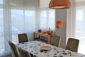 In-room dining - Carabeo 24 Apartment by Casasol (Nerja)