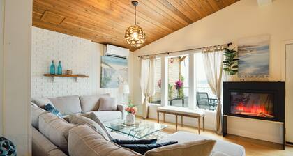 Lakefront Villa w/ Private Beach & Dock fits 14ppl