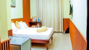 3 chambres, coffres-forts dans les chambres