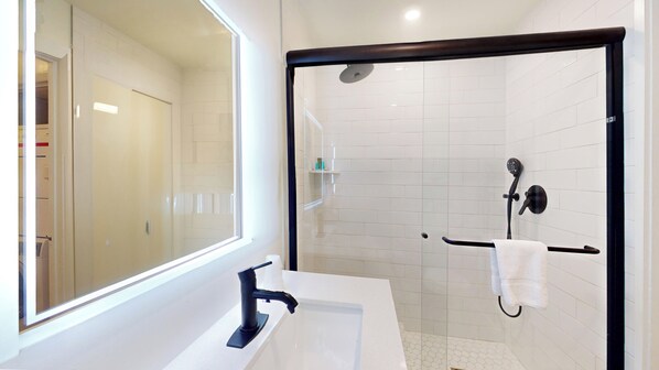 Shower, hair dryer, towels
