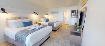 Newly Renovated Double Queen Room