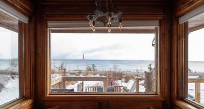 The 3 Bears Cottage - Exquisite lake views!