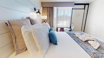 1 bedroom, iron/ironing board, bed sheets