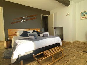 Chambre Pyrénées, Chambre Double ou avec lits jumeaux | Roupas de cama premium, individualmente decorados