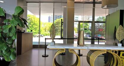 Spacious 3BR Condo in DTWN