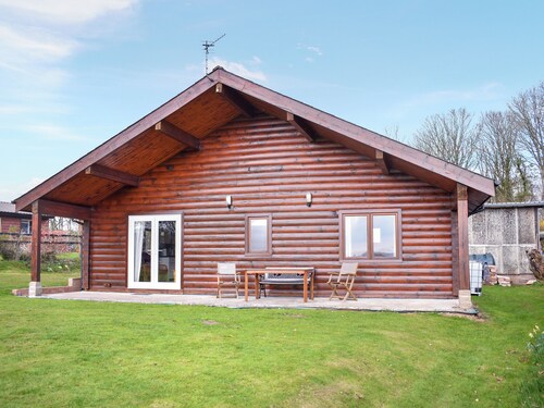 2 bedroom accommodation in Burlescombe