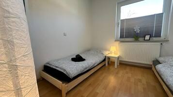 2 bedrooms, iron/ironing board, WiFi, bed sheets