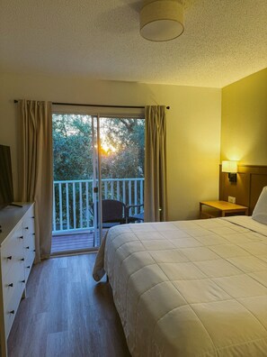 3 chambres, fer et planche à repasser, lit parapluie, Wi-Fi gratuit