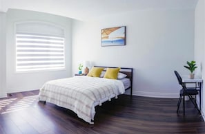 4 bedrooms, WiFi, bed sheets