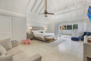 5 bedrooms, iron/ironing board, WiFi, bed sheets