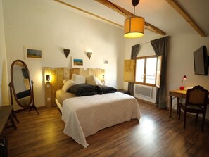 2 Schlafzimmer, Bügeleisen/Bügelbrett, Internetzugang