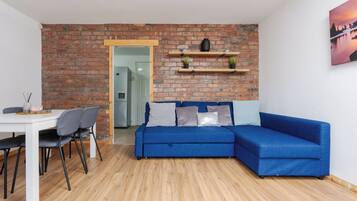 House, 3 Bedrooms | Ruang tamu