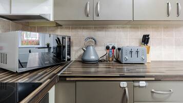 House, 3 Bedrooms | Interior