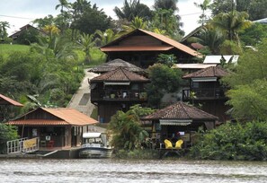Fachada de la propiedad