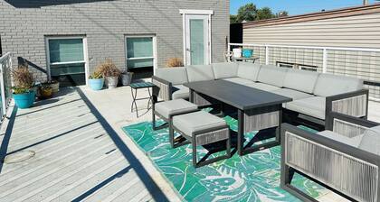 Spacious and luxurious downtown loft in Logansport w/ incredible rooftop patio