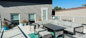 Spacious and luxurious downtown loft in Logansport w/ incredible rooftop patio
