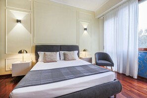 3 chambres, fer et planche à repasser, Wi-Fi, draps fournis