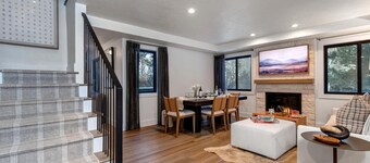 KBM Resorts Hidden Creek Bright and Airy, Near Canyons Cabriolet, Gas Fireplace, Private Hot Tub, Comm Summer Pool Hct-26c