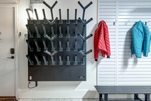 Studio (4 Bedrooms) | Équipement de l’hébergement