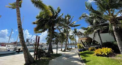 Studio Tehetu City - heart of Papeete - WiFi / A/C / park - 3 people