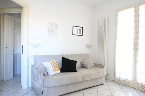 TV - CV001 – Cervia, comfortable studio apartment on the ground floor (Cervia)