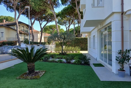 Property grounds. CV004 - Cervia, new three-room apartment with air conditioning