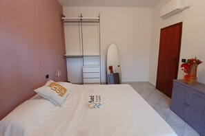 1 bedroom, WiFi, bed sheets - CV005 - new two-room apartment with air conditioning (Cervia)
