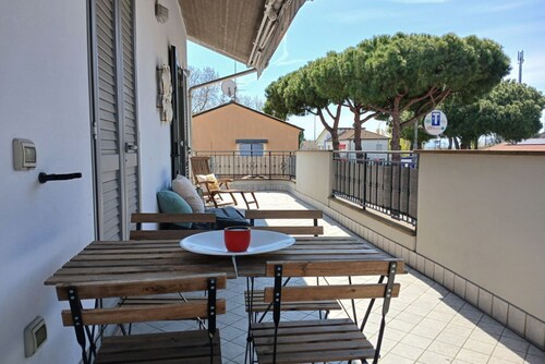 CV002 - Cervia, new two-room apartment with large terrace and parking space