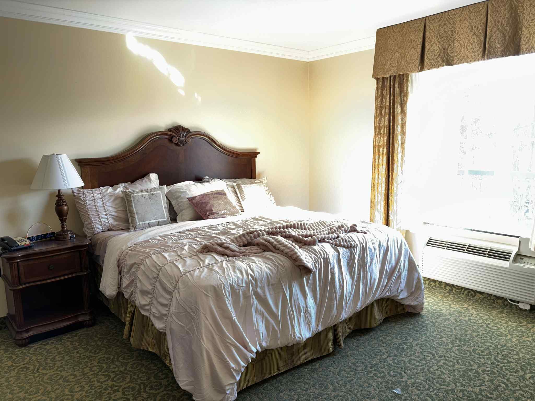 Premium bedding, in-room safe, individually decorated, desk