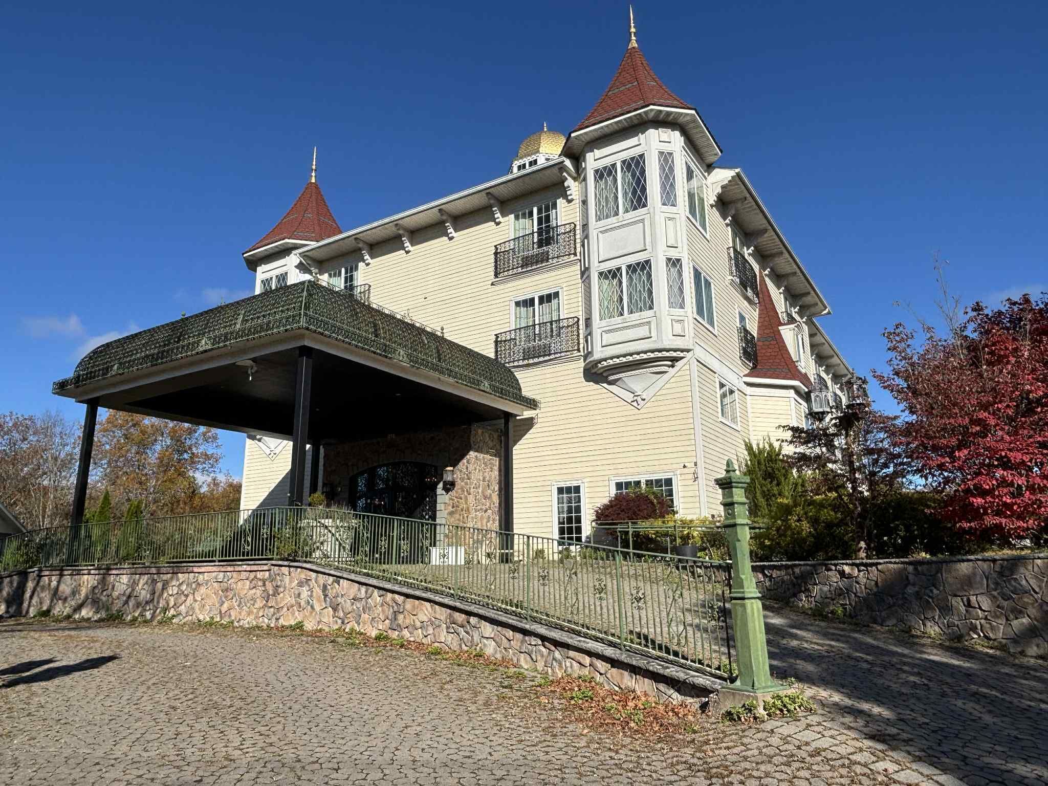 Voorkant van accommodatie