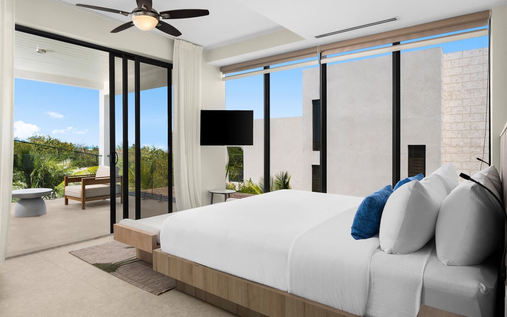 3 室のベッドルーム、アイロン / アイロン台、WiFi、ベッドシーツ