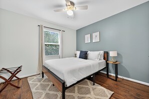 2 bedrooms, desk, iron/ironing board, travel cot