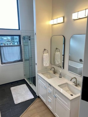 Hair dryer, towels