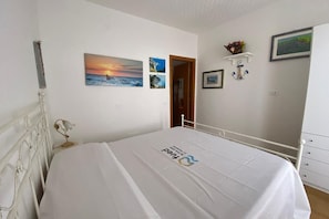 2 bedrooms, bed sheets - M420 – Marcelli, comfortable three-room apartment with double terrace (Marcelli)