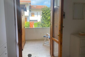 Interior - M420 – Marcelli, comfortable three-room apartment with double terrace (Marcelli)