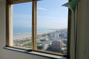 Interior - CV011 - Milano Marittima, sea front three-room apartment with exclusive view (Cervia)