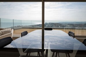 Dining - Between sun and moon - Civitanova, noble apartment facing the sea (Civitanova Marche)