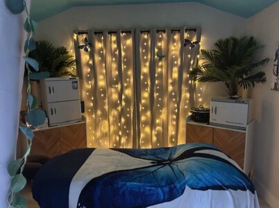 Vacation Rental, Spa & Salt Room
Table Rock State Park
Fire-Pit ,Pet Friendly