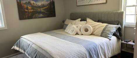 1 Schlafzimmer, Schreibtisch, WLAN, Bettwäsche