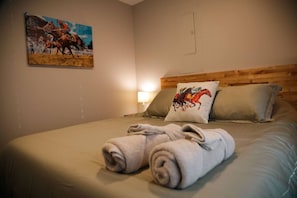 2 Schlafzimmer, Schreibtisch, Bügeleisen/Bügelbrett, WLAN